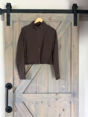 Travis Mathew Cropped Brown Women’s Zip-Front Jacket
